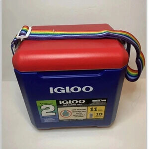 Igloo 11 Qt Tag Along Cooler Hardliner Blue Rainbow Shoulder Strap NWT